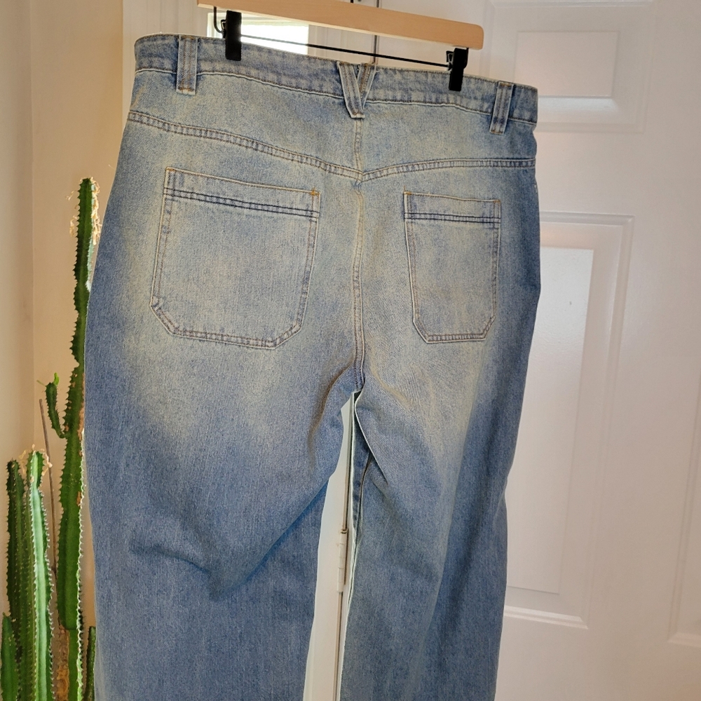 NWT Fashion Nova Drew Drop Waist Baggy Distressed Jeans, Size 16 - Picture 7 of 12